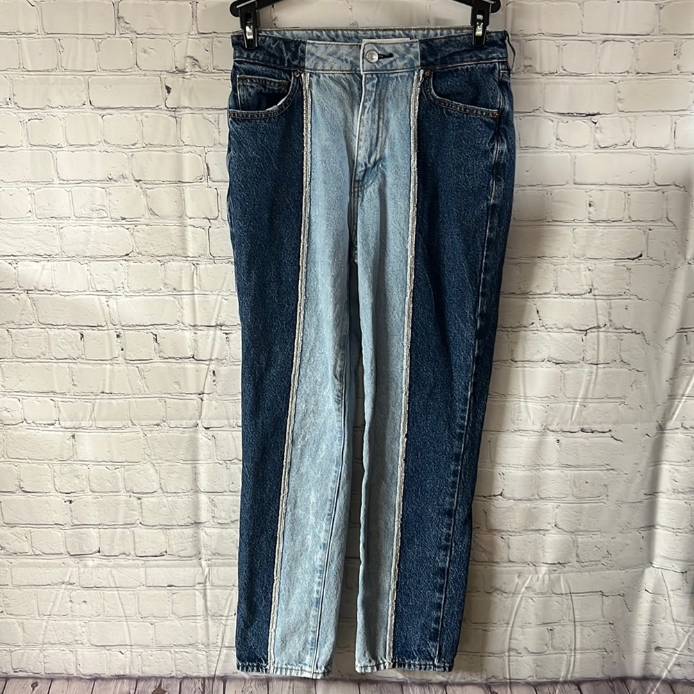 Size 26 Pacsun girls jeans. Excellent condition